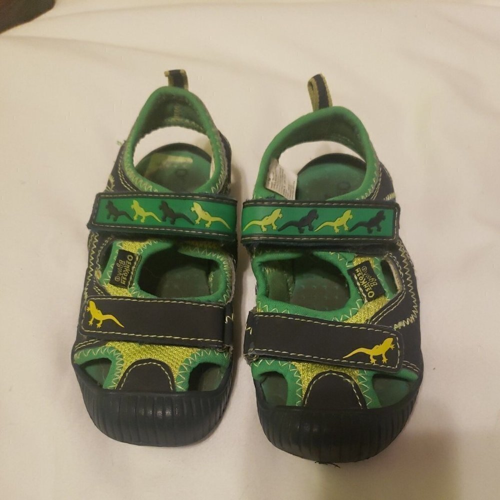 Boy OSHKOSH B’gosh Summer Green Shoes Sandals Dinosaur Machine Washable size 9